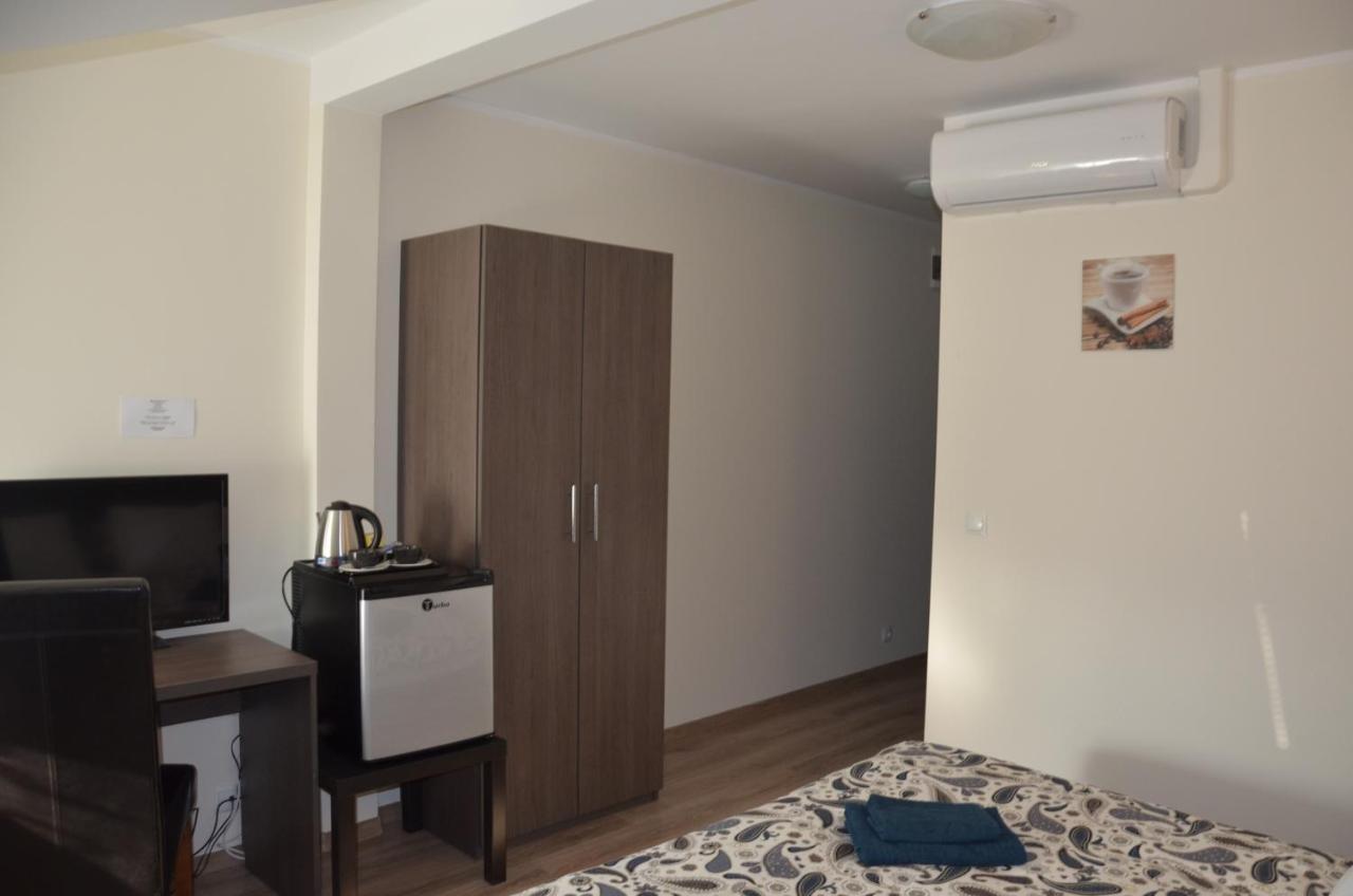 Hotel Bartnik Pszczółki Bagian luar foto